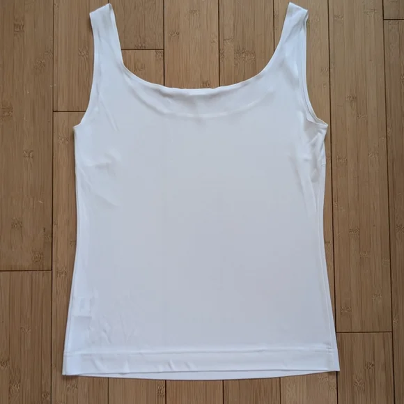 Akris Punto Viscose Scoop Neck White Tank Top - Picture 2 of 8